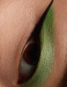 Beauty editorial makeup by Loriane Leger